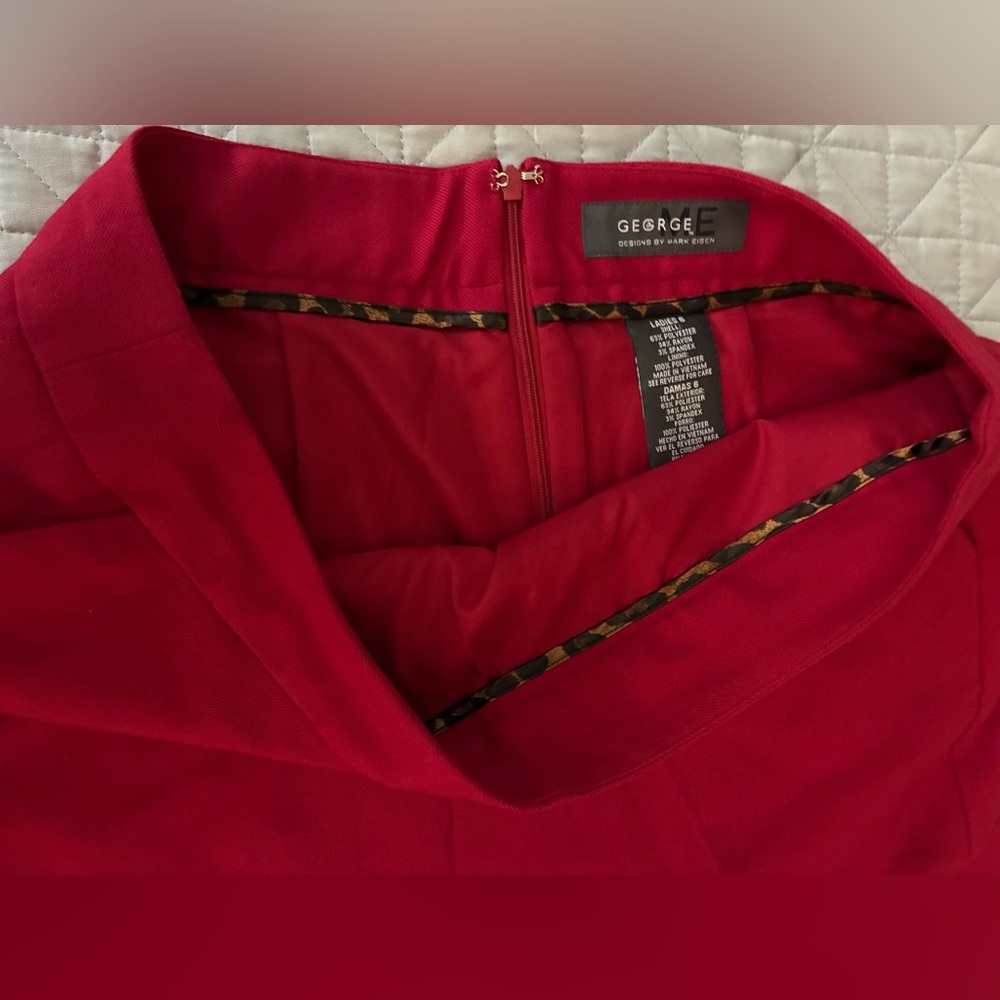 GEORGE Red Skirt Designs by Mark Eisen Ladies Size 6 Lined Back Slit Elegant!